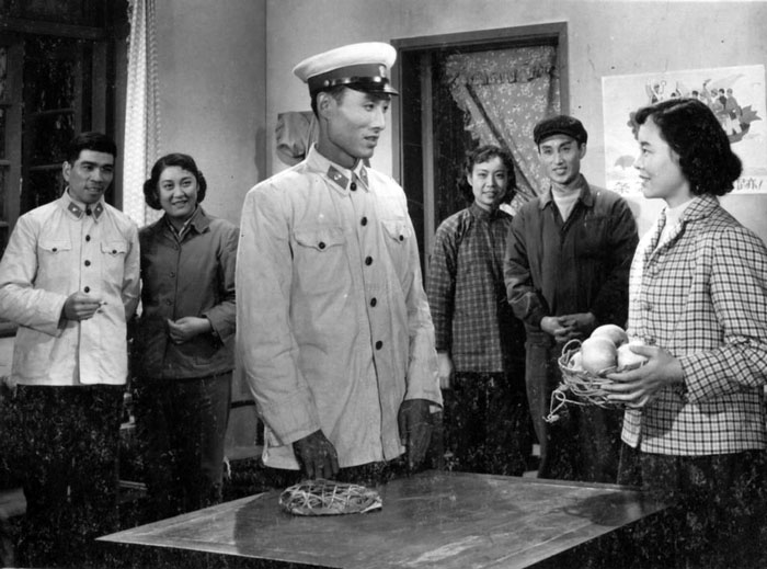 《今天我休息》是 a target="_blank" href="/item/上海电影制片厂