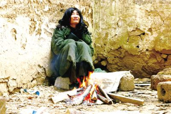 中国头号懒人杨锁：因溺爱丧失生活能力，后来怎么样了？_百科TA说