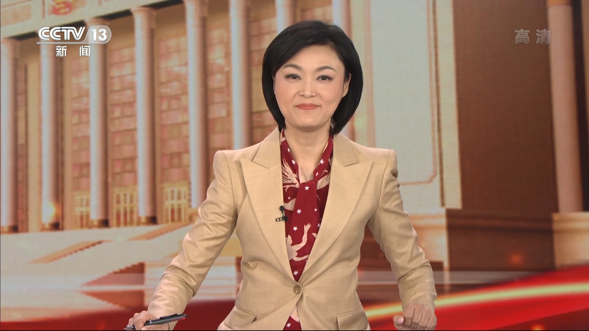  p data-id="gnbtmjam59">王春潇,女,1980年2月出生,中央电视台新闻