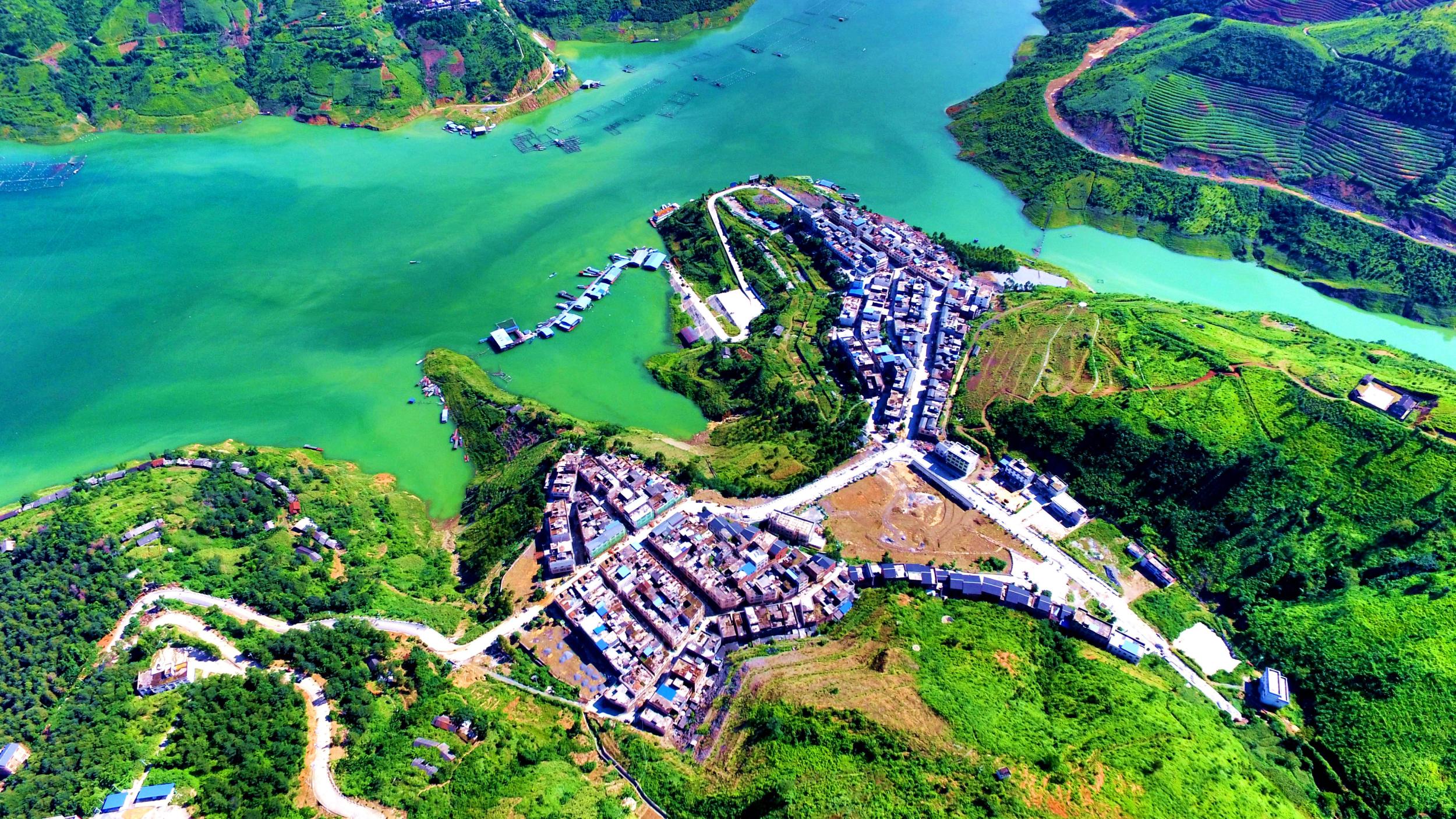  p>望谟县,隶属于 a target="_blank" href="/item/贵州省/20475641"