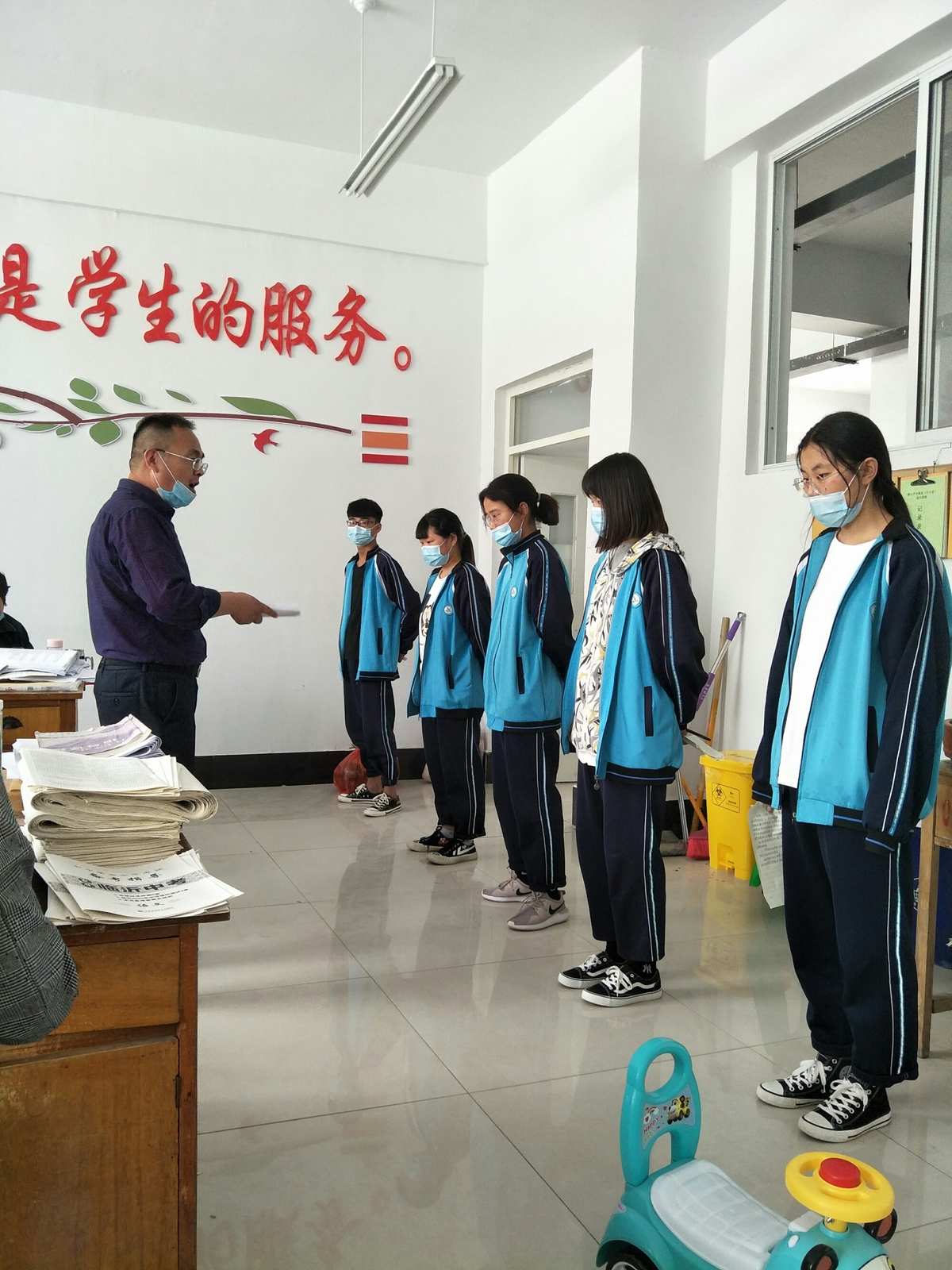 data-id="gnfdhzdmnr">苍山县磨山中心学全称苍山县磨山镇初级中学始