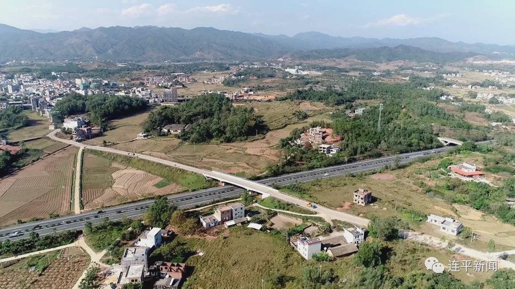 绣缎镇,隶属于广东省河源市 a target="_blank" href="/item/连平县