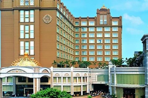  p data-id="gnwux2nuax">佛山顺德哥顿酒店坐落在顺德,位于容桂中心