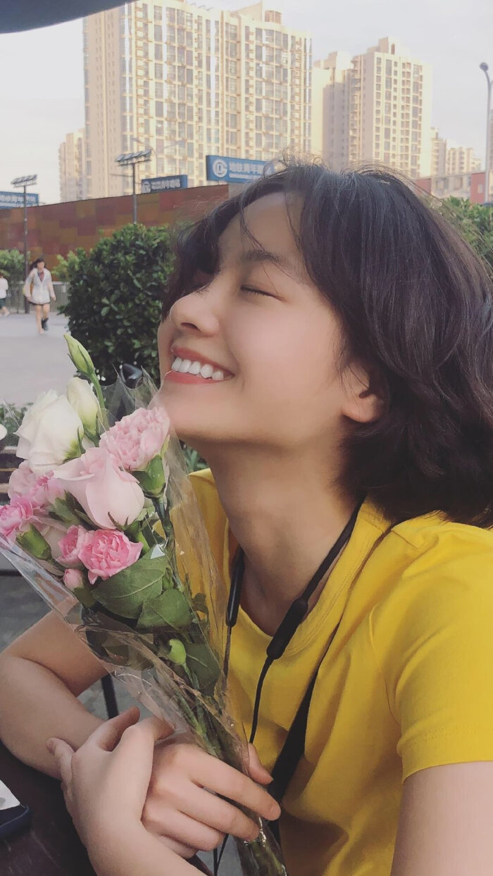 李庚希