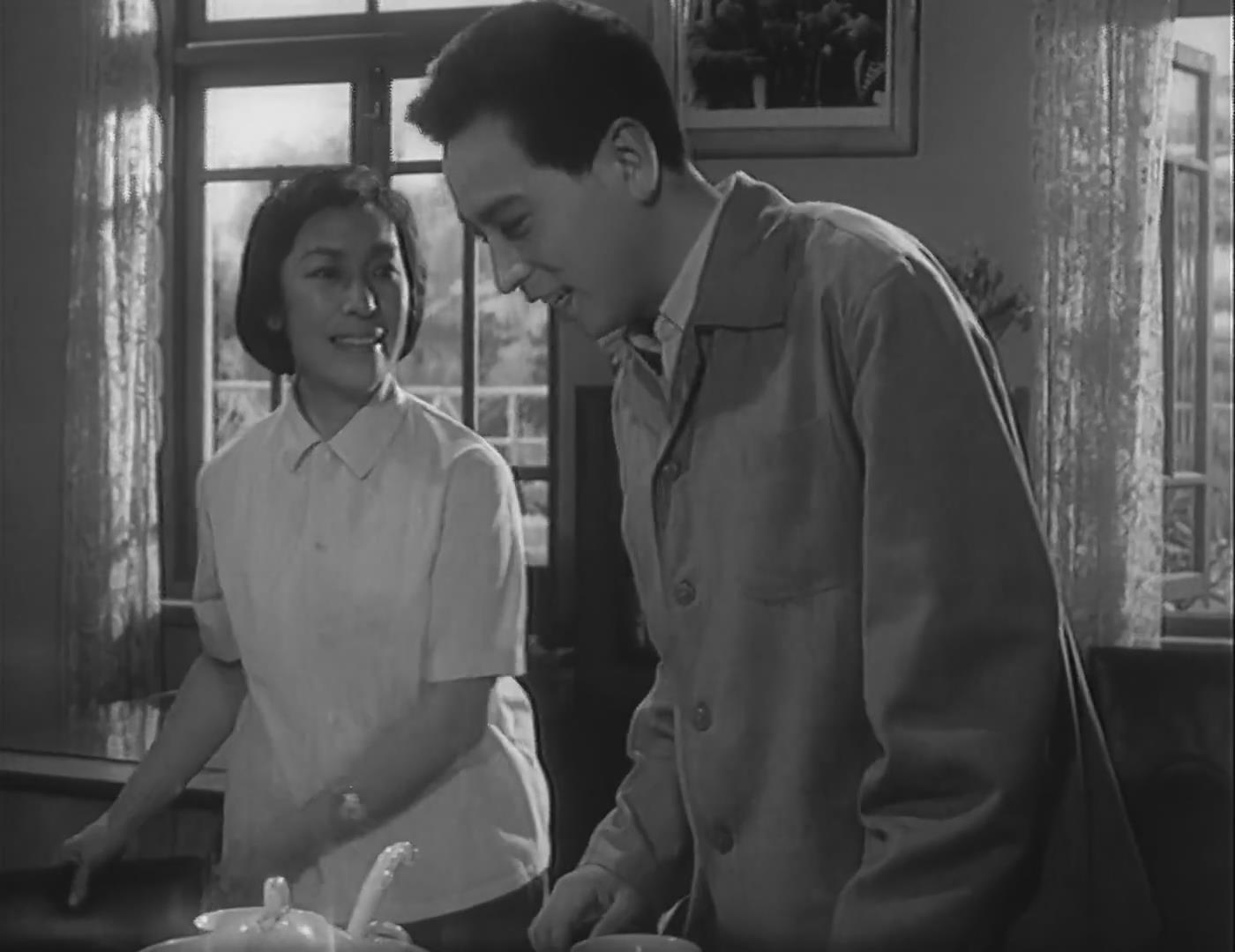 《暗礁》是1978年上映的 a target="_blank" href="/item/中国电影