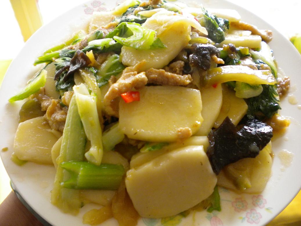 青菜肉丝炒年糕