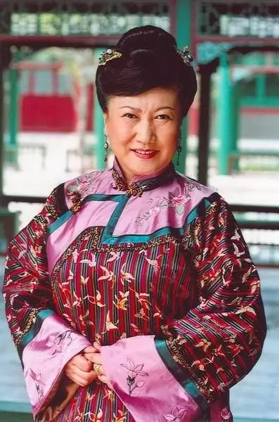 15年前，卖拐又卖车，东北喜剧的铁三角高秀敏不幸离世_百科TA说