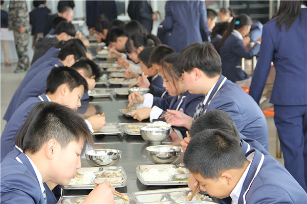 濮阳建业国际学校