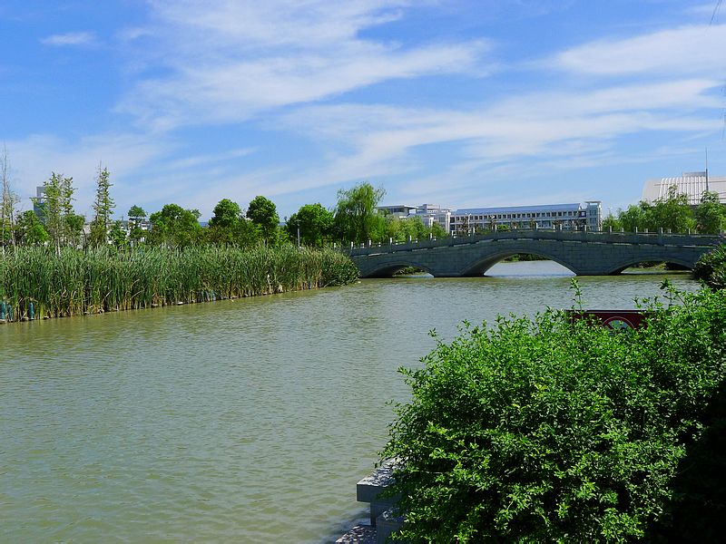  p>白天鹅公园在 a target="_blank" href="/item/阜宁/871643" data