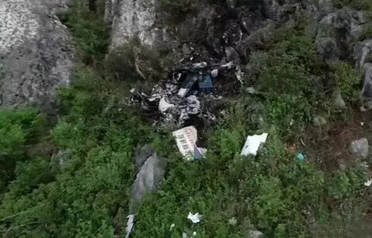  p data-id="gnav6snqq7">2018年6月16日8时许,云南昆明一架直升机在