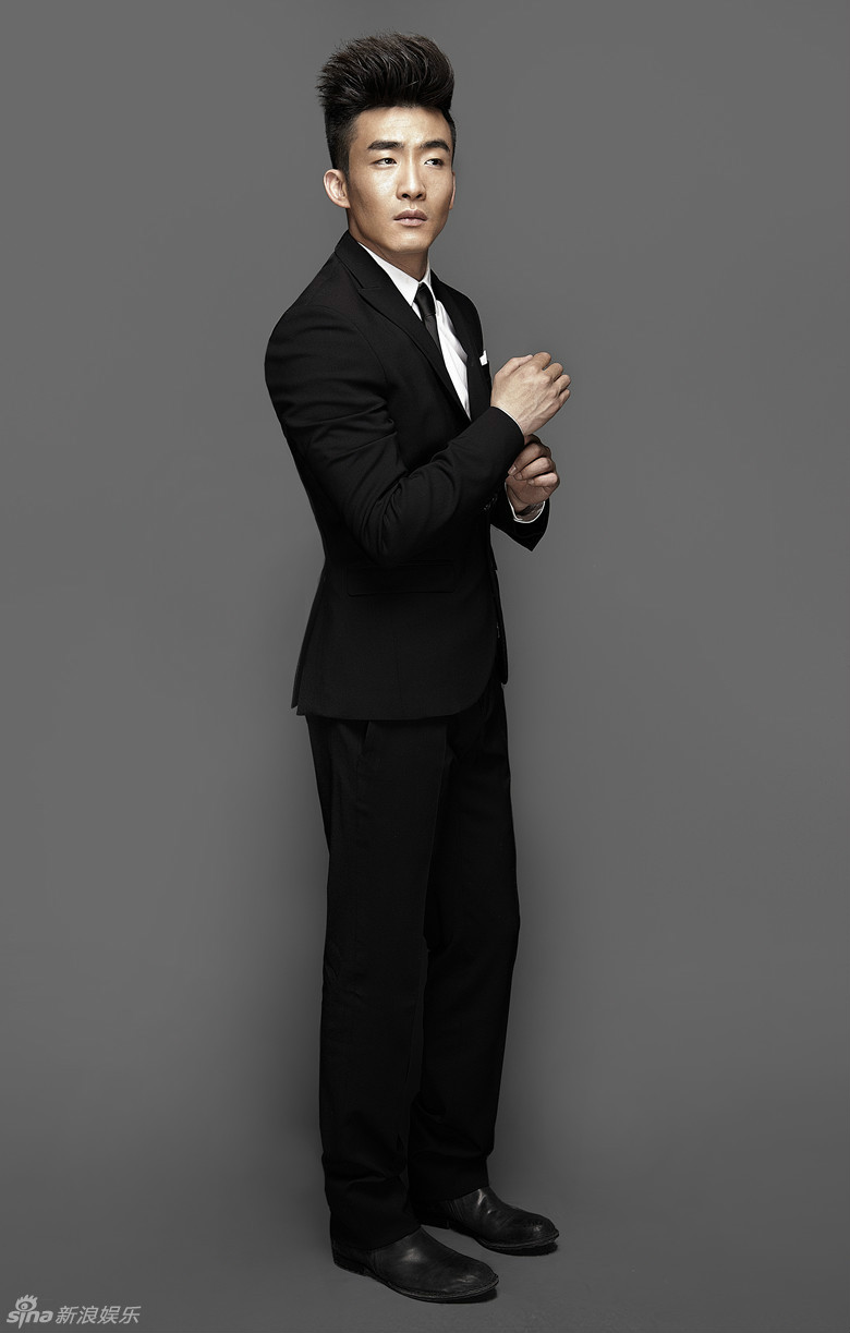 ="gnszyr33qg">魏炳桦,1982年10月3日出生于陕西咸阳,中国内地男演员