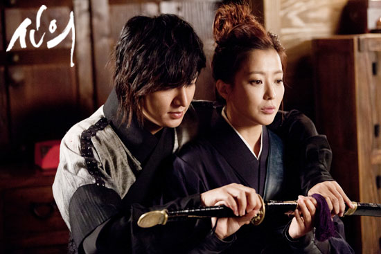  p>《信义》由 a href="#" data-lemmaid="2740491">金钟学 /a>执导