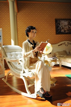 《 a target="_blank" href="/item/烽火佳人/8561633" data-lemmaid=