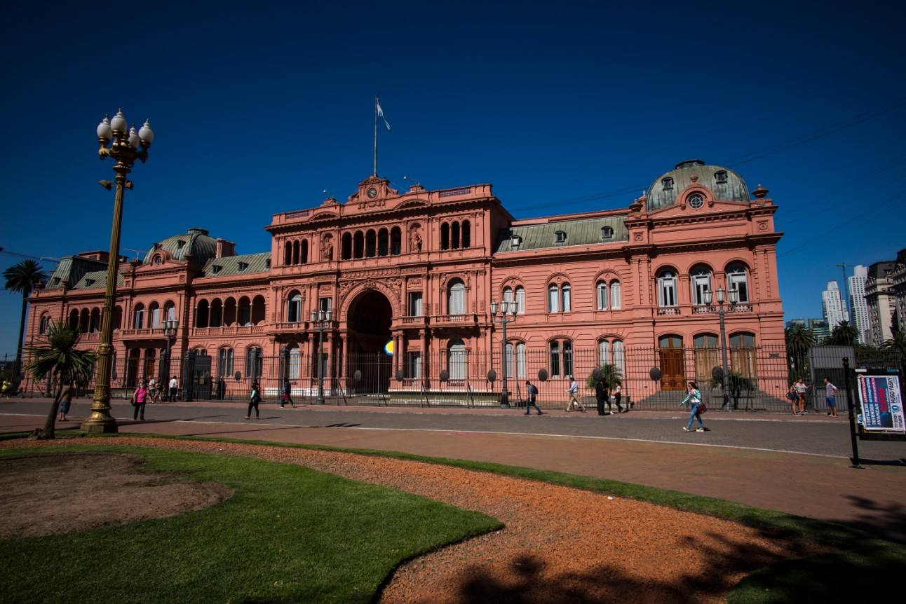  p>科隆大剧院是著名剧院,又叫哥伦布大剧院,位于阿根廷首都布宜诺斯