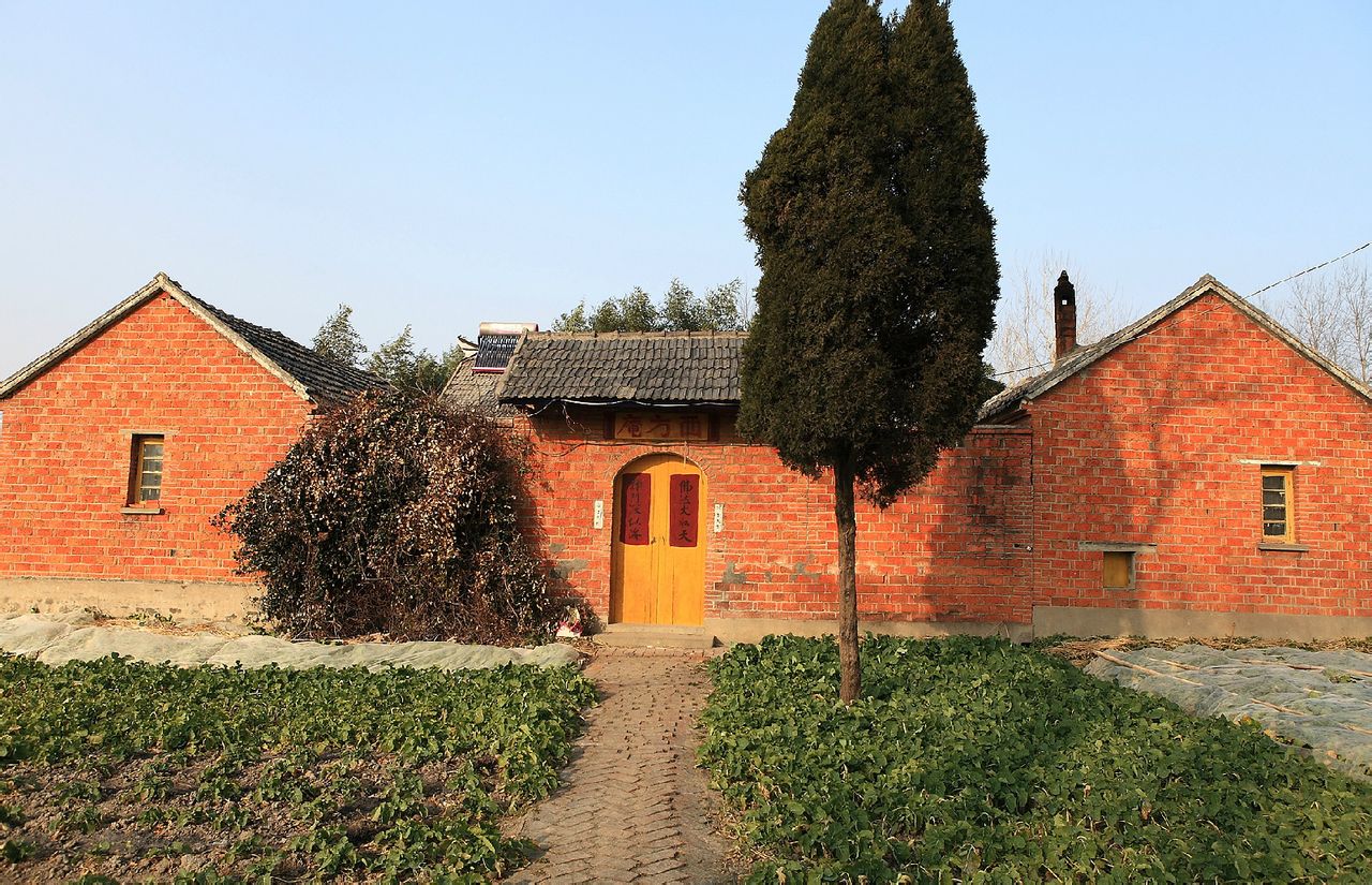  p>沿河镇,隶属于江苏省盐城市建湖县,地处 a target="_blank" href="