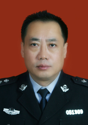  p data-id="gn2vvcunze">赵传东, 男,汉族,四川省达州市公安局治安