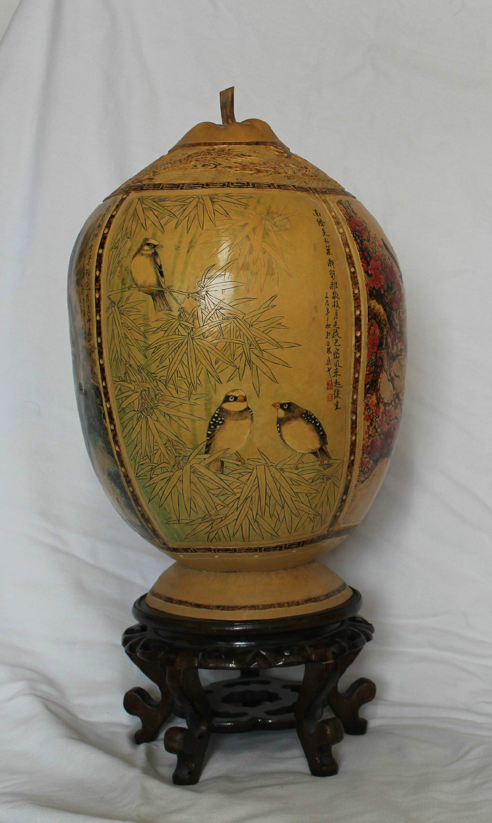  p data-id="gn7y8idei9">简介:现为中国民间文艺家协会会员,甘肃省