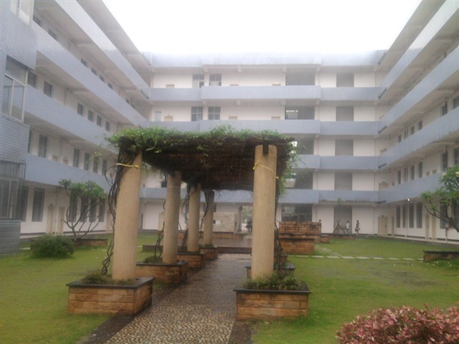 平和正兴学校