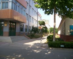 p data-id="gnwrd0gyhq">向阳中学位于山东省高密市,始建于1984年