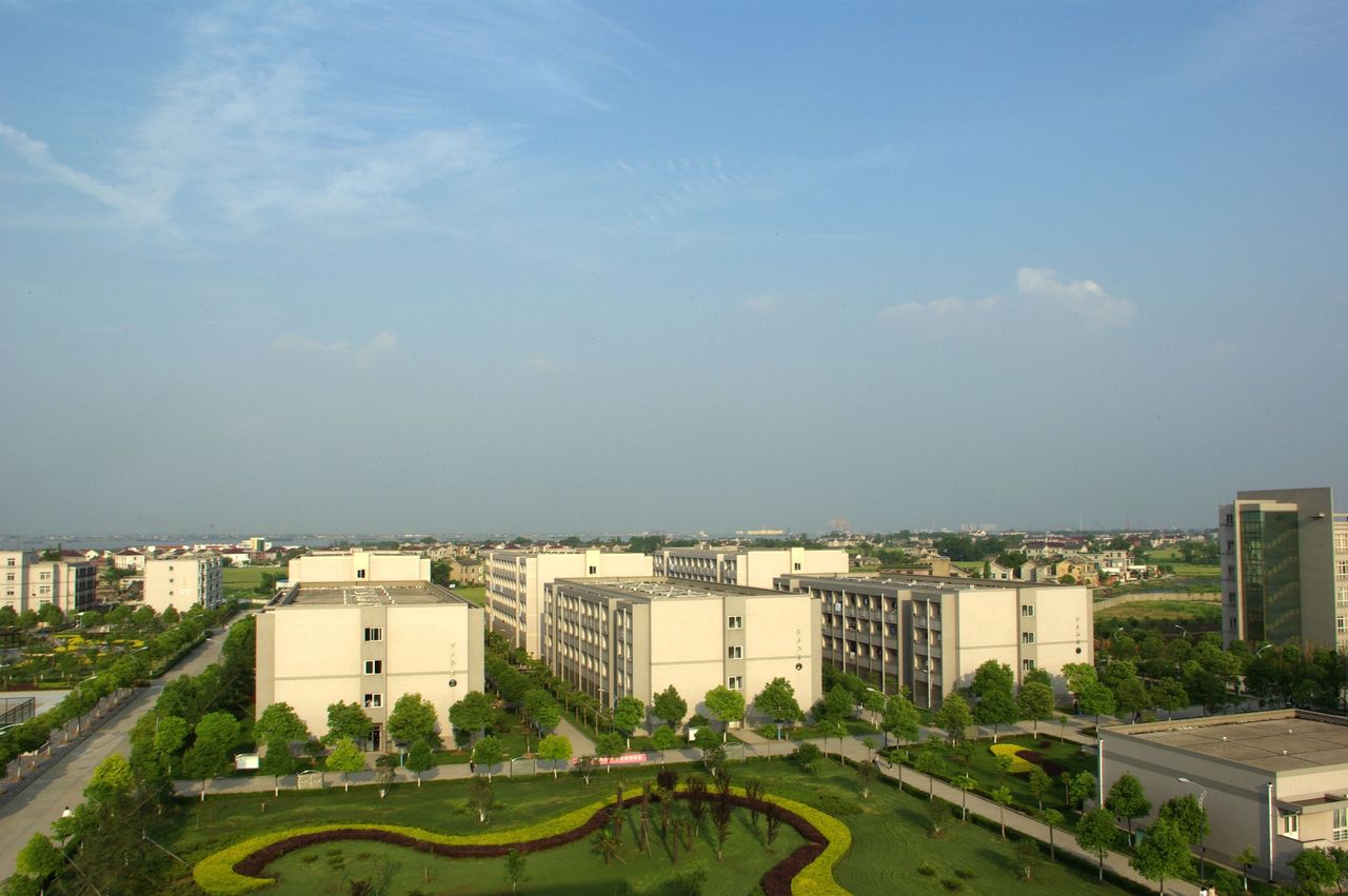  p>金山职业技术学院(简称金山学院)是经 a href="#" data-lemmaid="