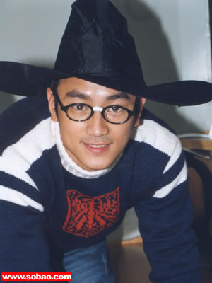 林佑威