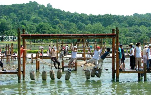  p>广州笑翻天乐园属于省级重点旅游 a href="#" data-lemmaid="