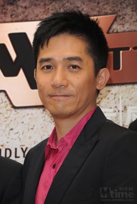 1962年6月27日出生于中国香港,祖籍广东省台山市,华语影视男演员,歌手