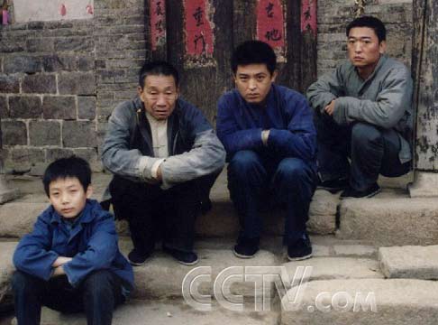  p>《当家的女人》是一部十八集电视连续剧,由张晓春担任导演,王茜华