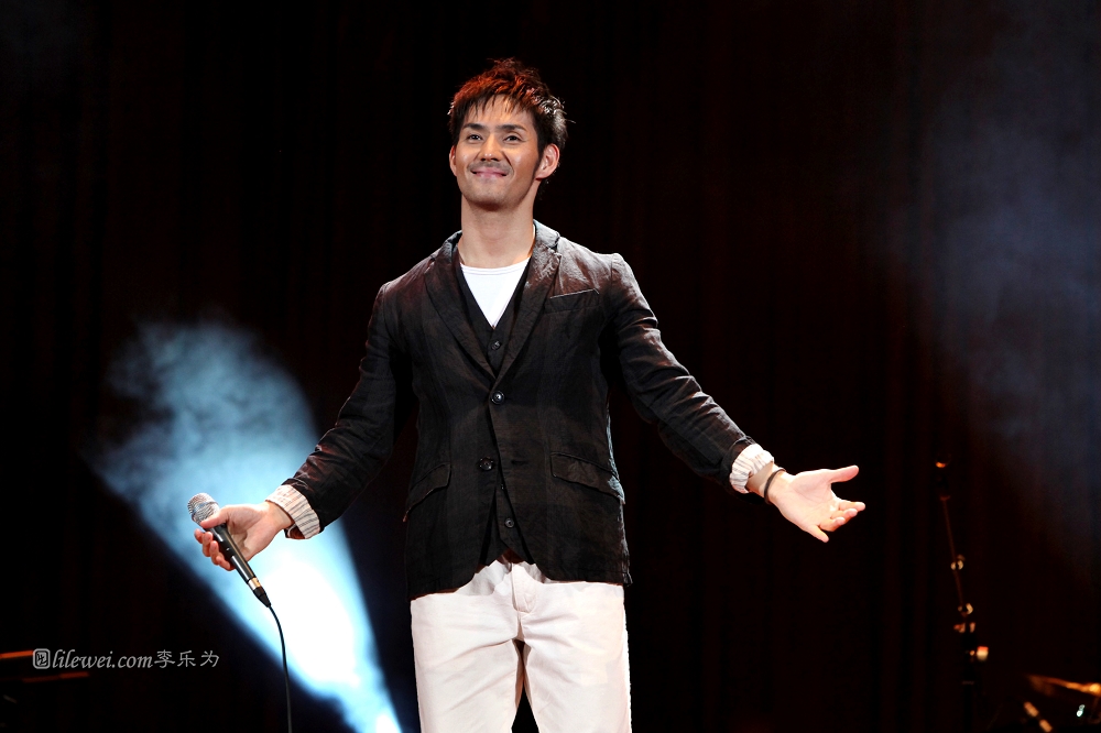  p>中孝介(あたり こうすけ),1980年7月13日出生于日本鹿儿岛县名濑市