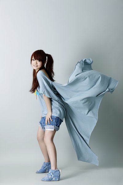  p>徐佳莹(lala hsu),1984年12月20日生于台湾省花莲县,祖籍四川省