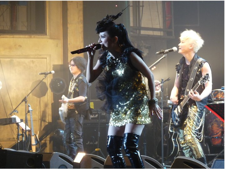 中国台湾乐团,由主唱 a target="_blank" href="/item/韩睿