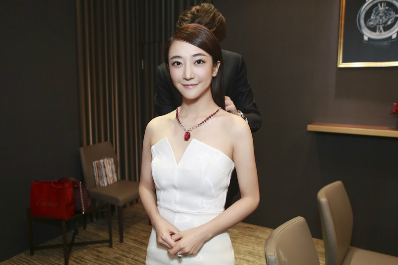 so12x1ks">姜尘,1987年11月27日出生于广东省,中国内地女演员,主持人