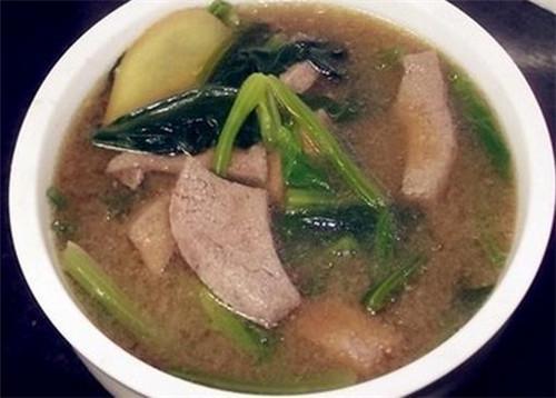 蘑菇猪肝汤