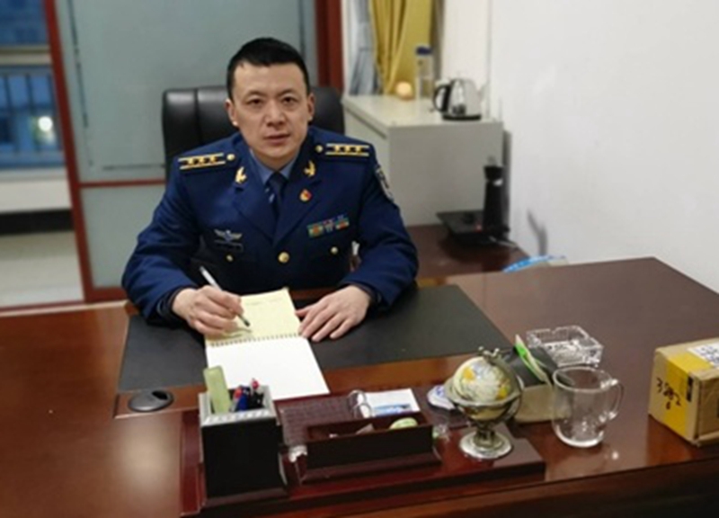  p>牟磊,男,绵阳市游仙区人,北部战区空军某部队上校军官. /p>