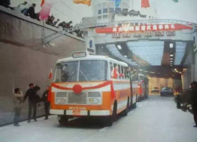 上海公交隧道三线