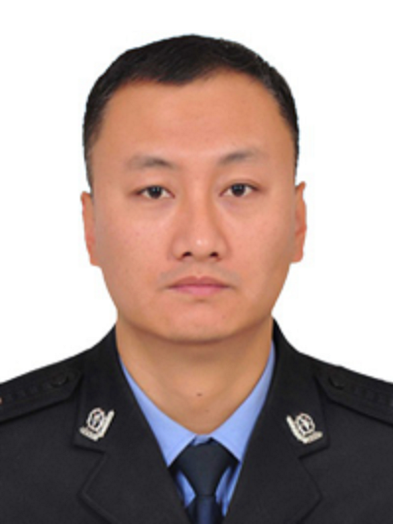 gx">现任新疆维吾尔自治区喀什地区疏附县政府副县长,公安局党委书记