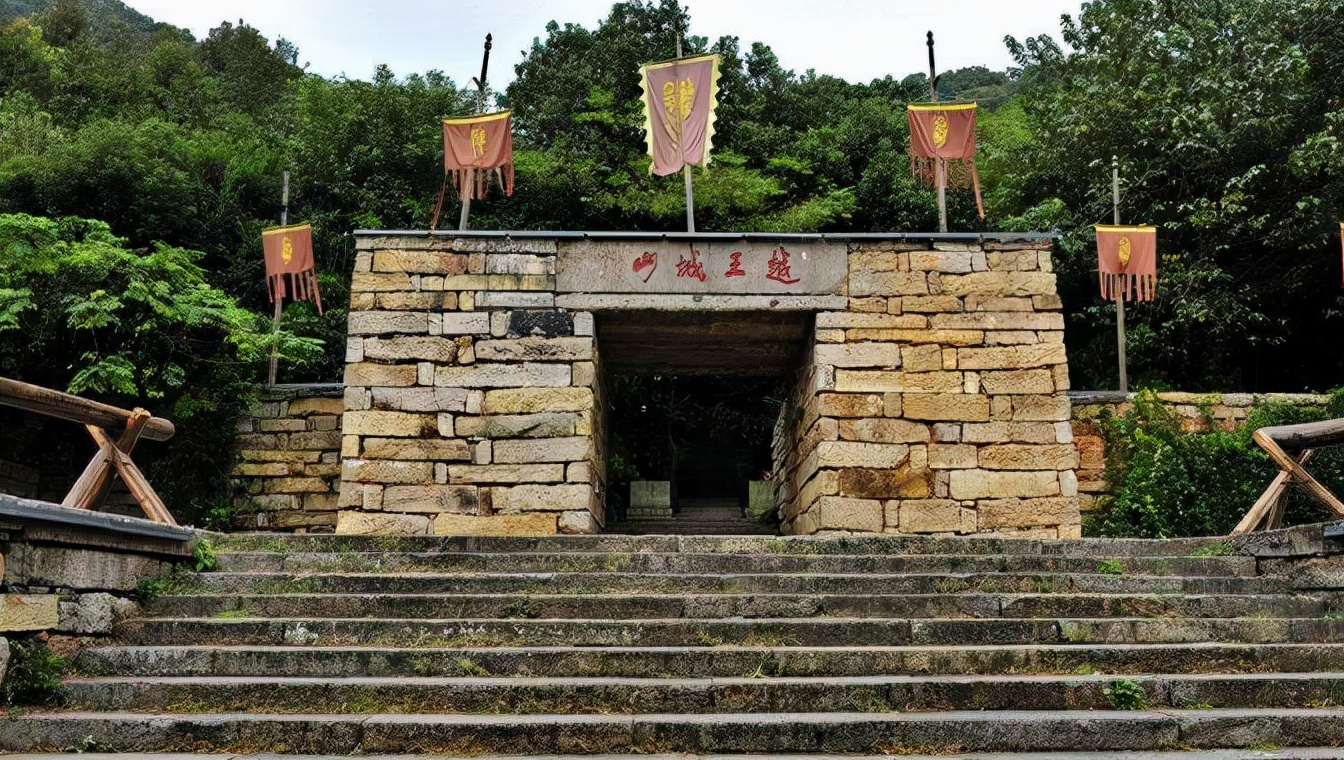 诸葛亮可以放过孟获，夫差为何不可以放过勾践？_百科TA说