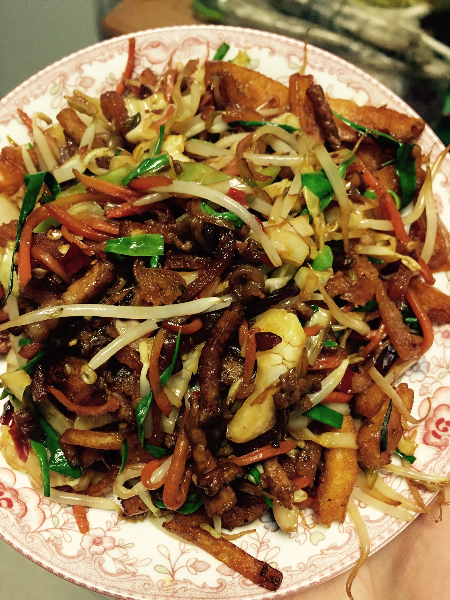 牛肉丝炒玉米饼