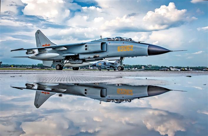 歼轰-8歼击轰炸机