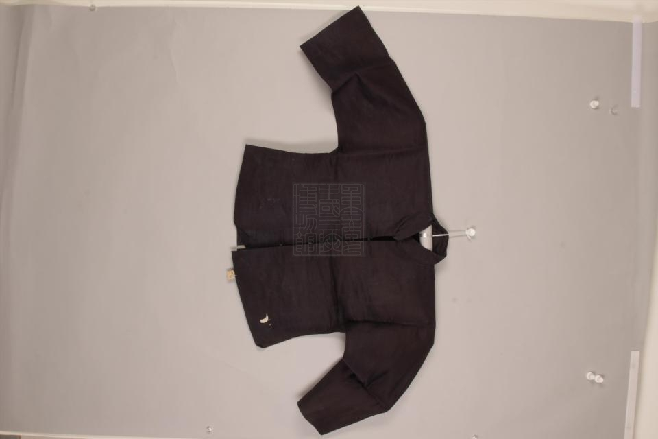 现代深蓝色华丝角马褂