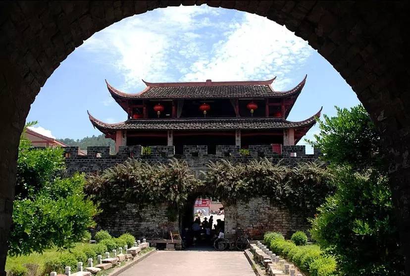 长汀汀州古城墙