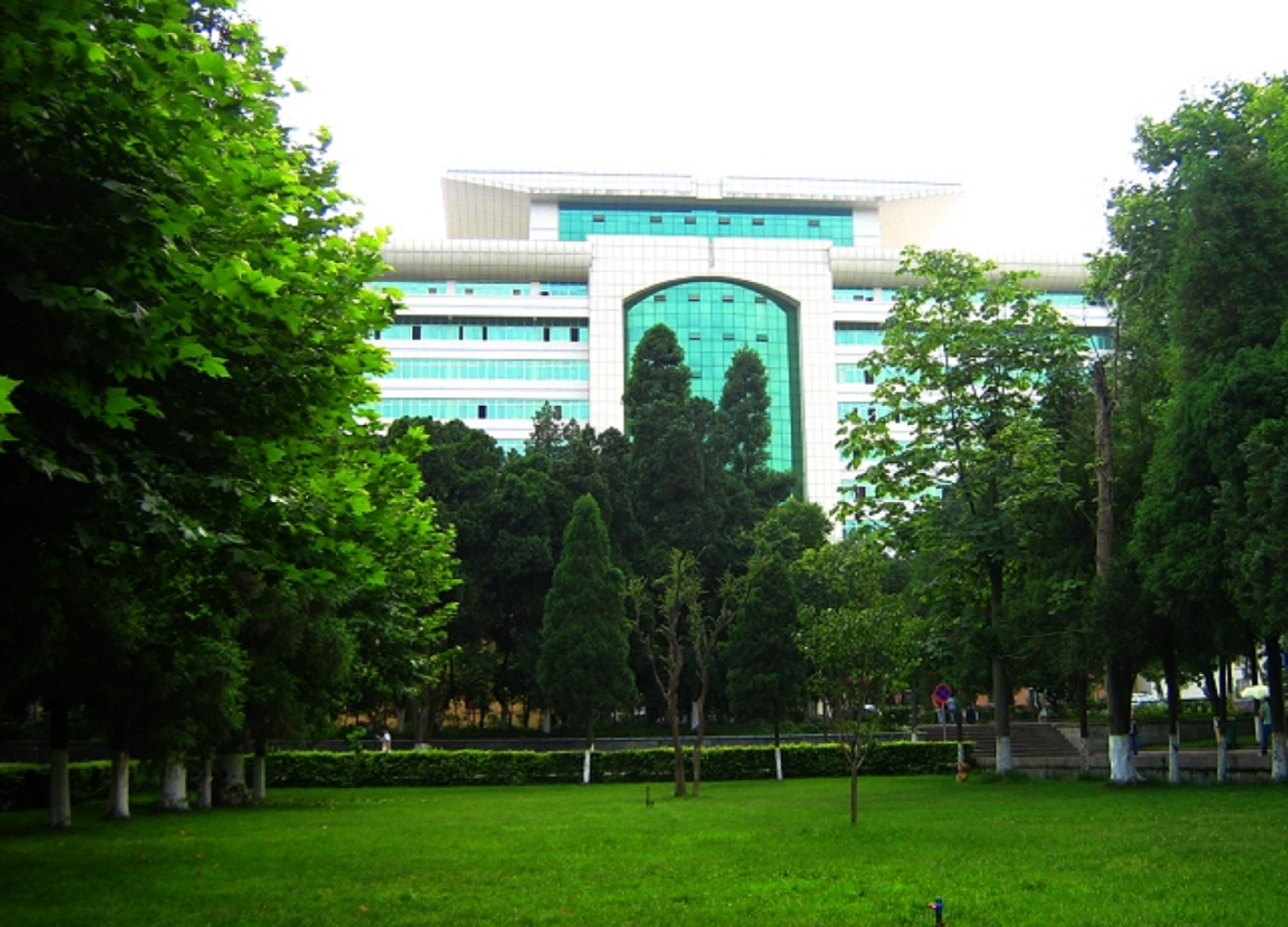  p>贵州大学(guizhou university),简称"贵大",位于 a target="_blank