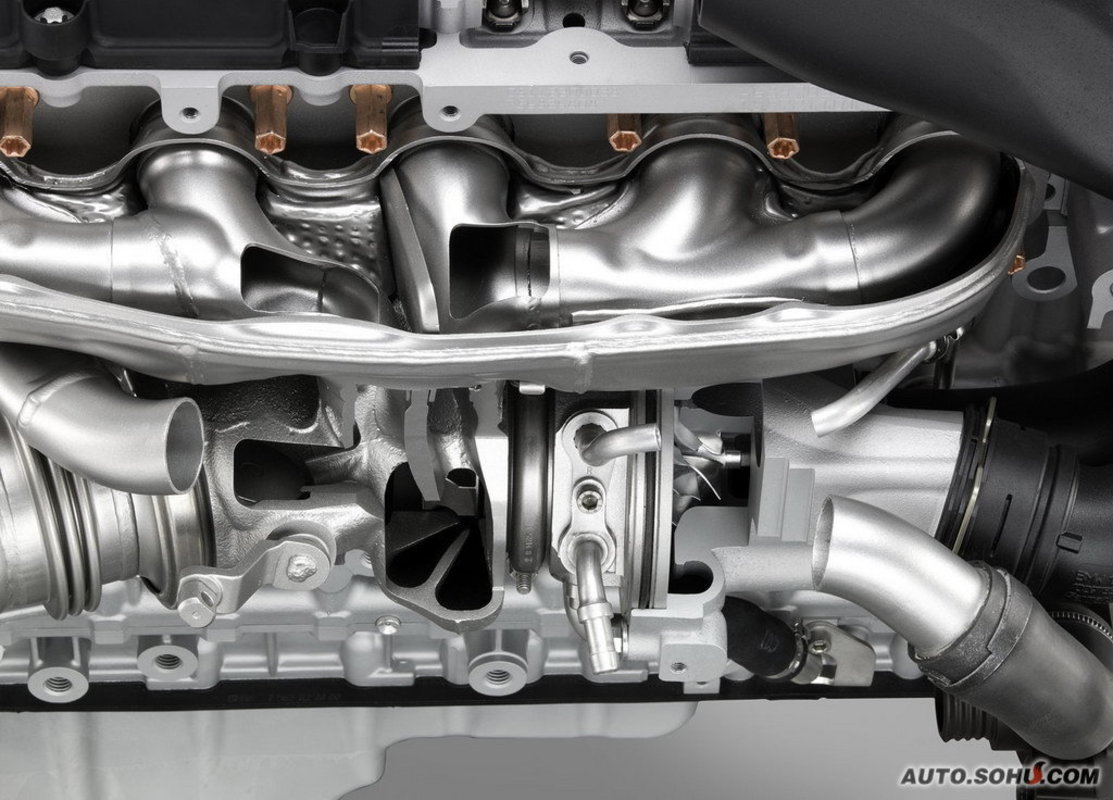 ">宝马 /a>集团新一代轿车产品,车身重量1465千克,直列4缸汽油发动机