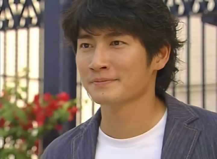  p>《爸爸向前走》,香港亚洲电视自制剧集,延续了《 a target="_blank