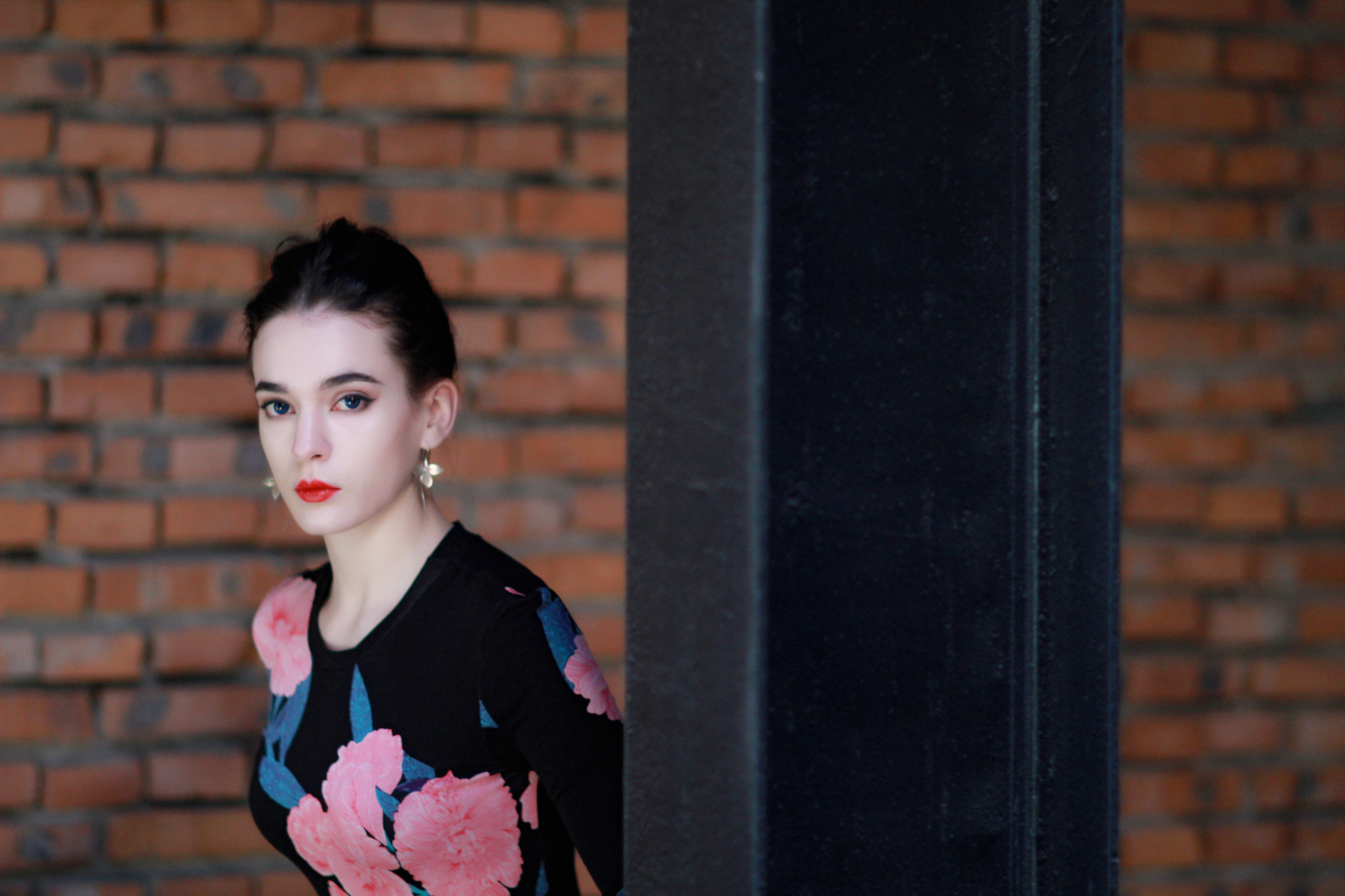 kketew2">唐伯虎(annie lowdermilk),8月13日出生于丹麦,美国女歌手