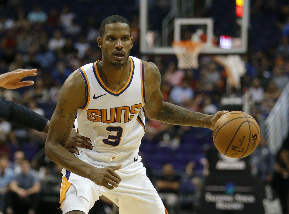 特雷沃·安东尼·阿里扎