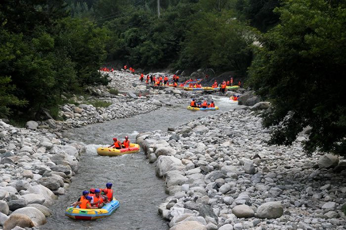 南召宝天曼, a target="_blank" href="/item/国家aaaa级景区">国家