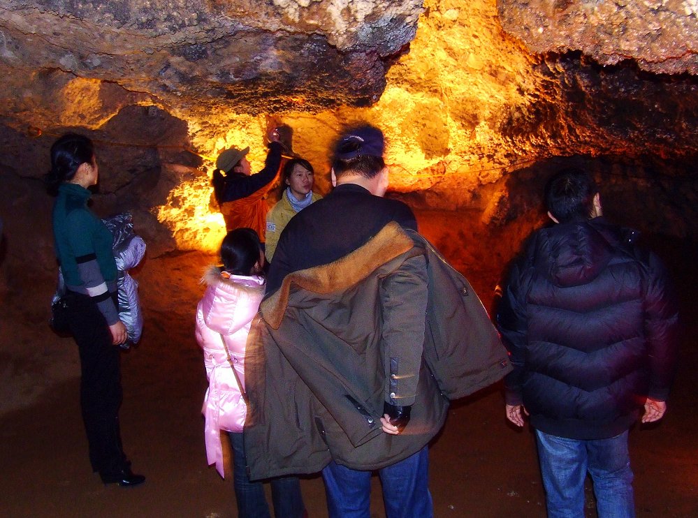 芦山龙门洞景区