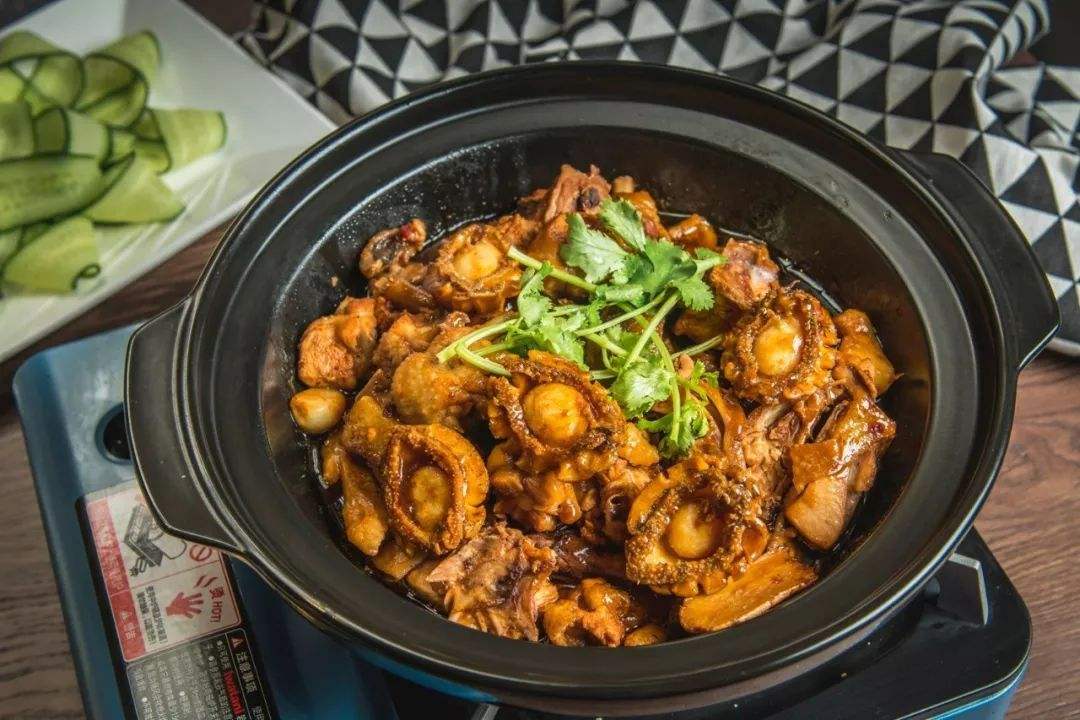 鲍鱼煲鸡