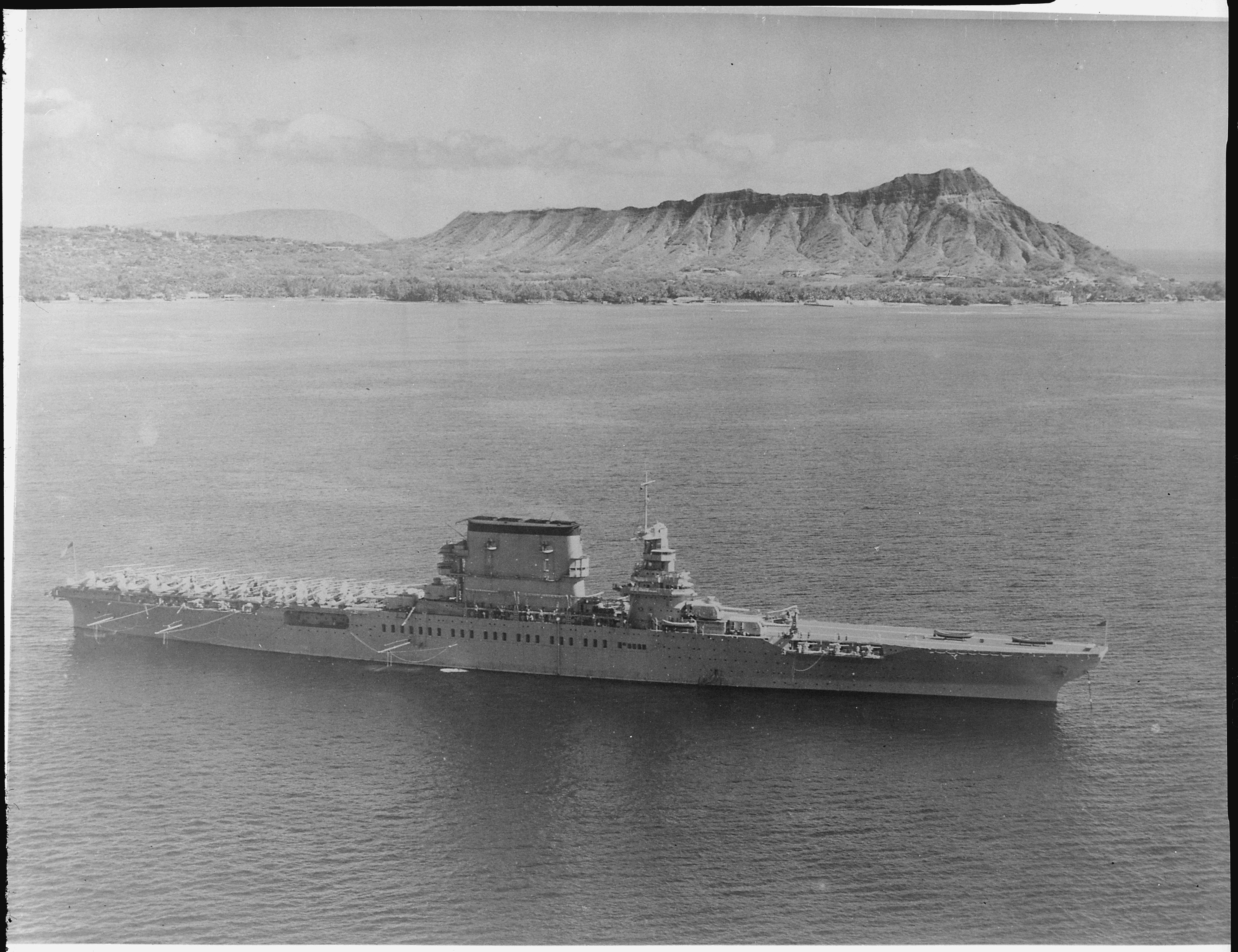  p>列克星敦级航空母舰(英文: b>lexington class aircraft carrier 